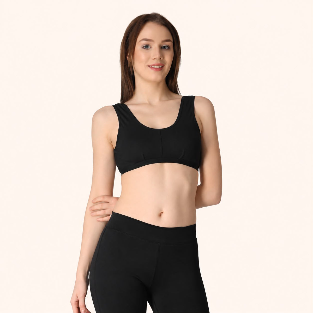 Black Scoop Neck Wire-Free Cotton Sports Bra – Renova